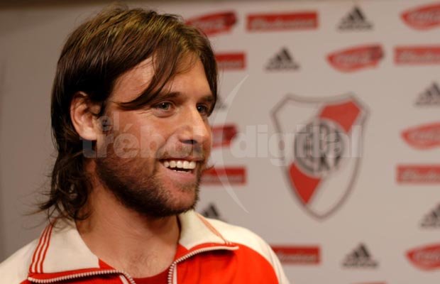 El representante Néstor Sívori aseguró que los tres jugadores pidieron volver al club luego de que se consumara el descenso.