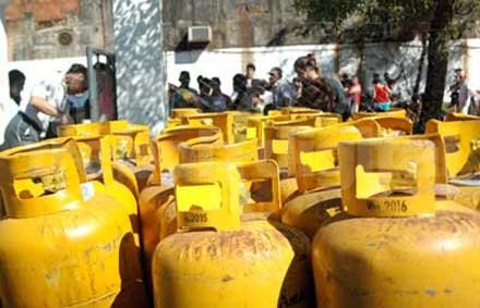 El lunes habrá garrafas a la venta
