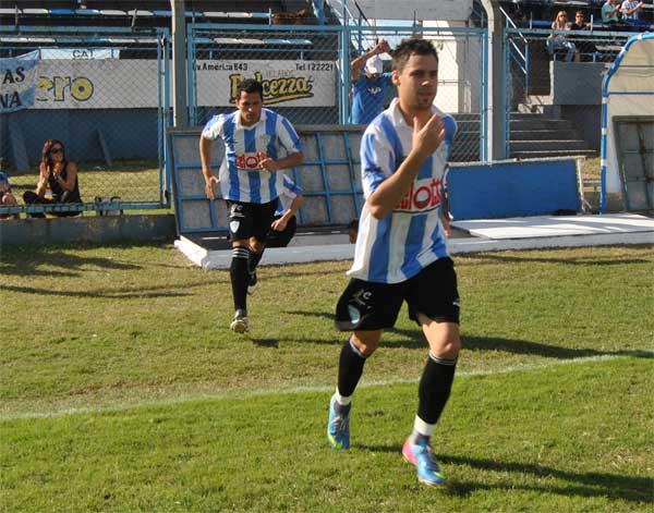 Trebolense también adelanta