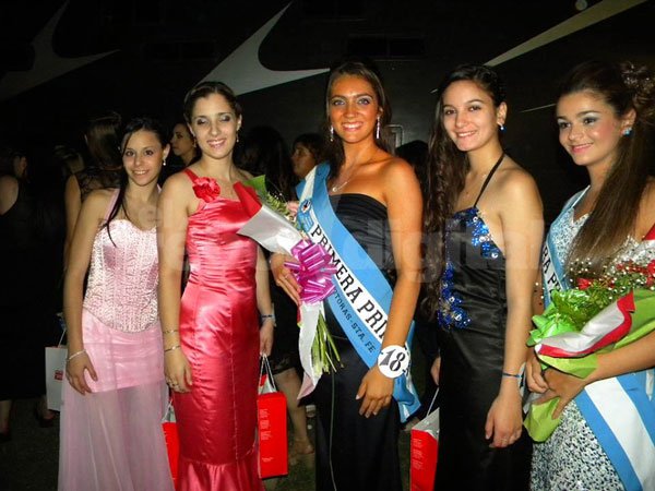 Bellezas locales en la Fiesta de la leche