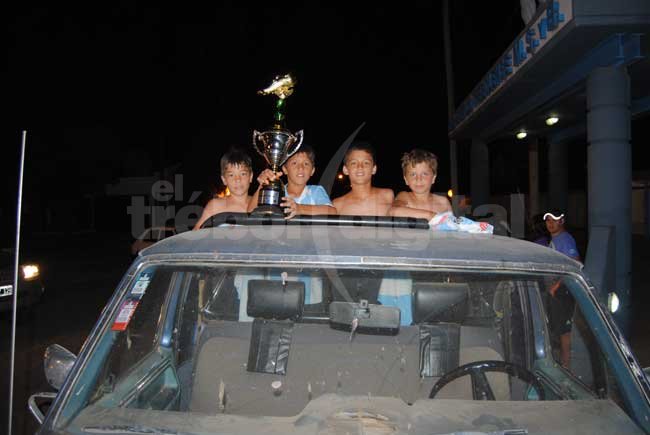 Trebolense campeón del Proyección