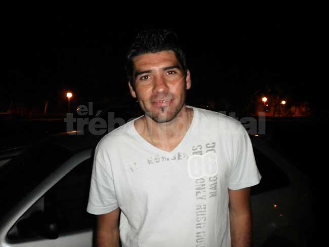 Casañas jugará en Trebolense en el 2012