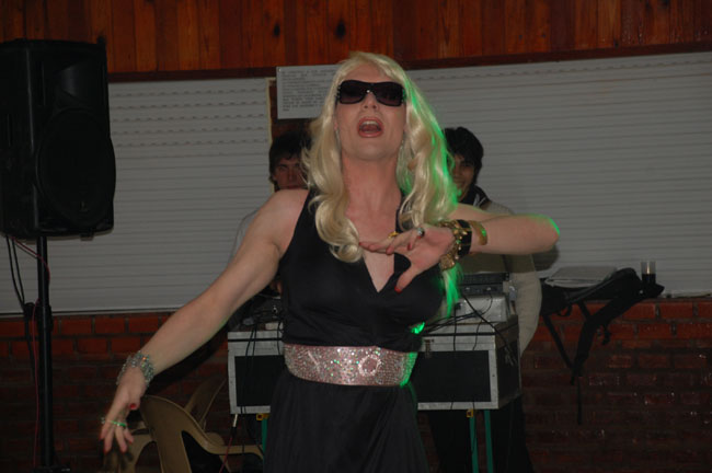 Gran cena show de Arte y Estilo