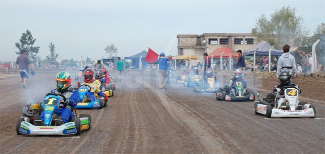 Ya se armó el calendario 2011 de AAMET