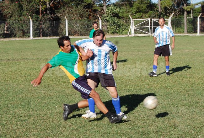ATILRA goleó a Trebolense