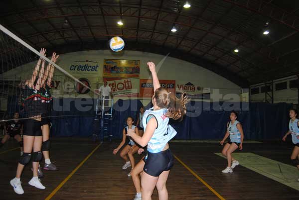 Trebolense ganó uno y perdió otro ante San Jorge