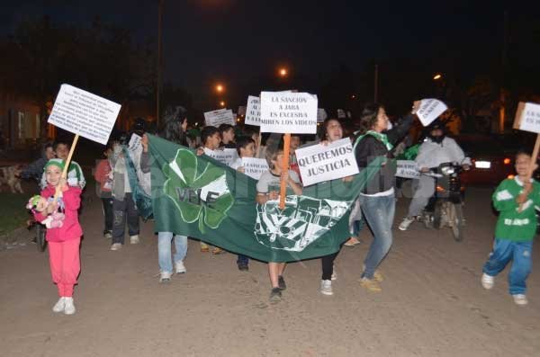 El Expreso realizó una marcha de protesta
