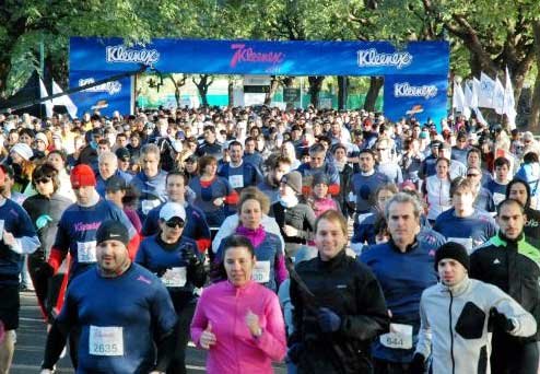 Maratonistas de El Trébol corrieron los 42 Km. en la ciudad de Rosario