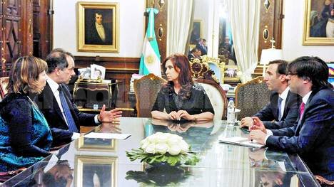 A través de la ANSeS, le enviará $ 600 millones y le habilita la colocación de un título público por otros $ 900 millones.