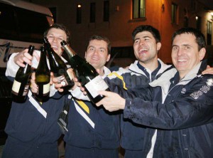 DE FESTEJO - Martinez en Italia. 