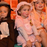 Desfile y concurso de disfraces en el carnaval