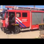 Incendio en el patio de una vivienda
