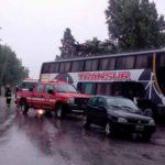 CARLOS PELLEGRINI: Por un desperfecto un micro quedó cruzado en Ruta 13