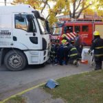 Colisionan un camión y una moto