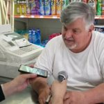 Las Parejas – Se hizo pasar por personal del banco y le robó dólares a una anciana