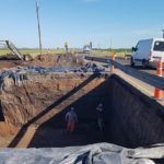 BAJO RUTA 13 – Ya realizan alcantarillado para la Cuenca María Susana
