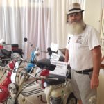 LUIS BATTCOK – El misterioso señor de las motos antiguas