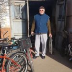 Abrió la bicicletería y se encontró que le robaron las herramientas