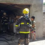 Principio de incendio en un garage