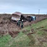 ESTA MAÑANA – Un camión volcó en Ruta 40 S