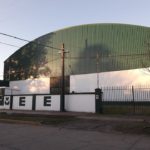 El «Verde» ya trabaja en el «albergue» y construye nuevos parrilleros