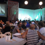 Gran peña folklórica en la Fiesta de las Culturas