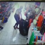 MECHERAS – Cuatro mujeres robaron en Multimodas Ariel mientras distraían a la dueña