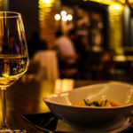 APERTURA – Los bares y restaurants se reunirán mañana para diagramar los protocolos