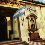 Hoy es noche de Reviens Bar