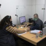 ALTA DEMANDA – La oficina de Licencia de Conducir y un trabajo a destajo