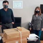 Berra entregó una computadora para el Centro de Salud Sur