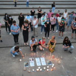 Las velas alumbraron el pedido de justicia por Florencia