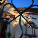 Este sábado invita a pasar por Reviens Bar