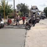 OBRAS EN EL BOULEVARD – Hormigonean la primera cuadra