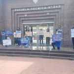 Alumnos reclaman la vuelta a clases presenciales y poder celebrar su acto de colación
