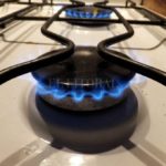 Postergan hasta marzo los aumentos en las tarifas de luz y gas