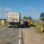 POR LA NIEBLA – Se pasó de largo y casi vuelca en la banquina