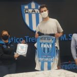 Francisco Cáffaro entrena en Trebolense y fue agasajado por la Comisión Directiva