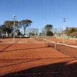 Se colocaron luces led en las canchas de tenis del “Verde”