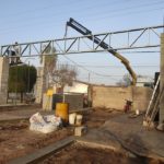 Se colocaron las cabreadas del techo del acceso único del “Verde”