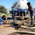 Arduos trabajos de la Cooperativa de Agua