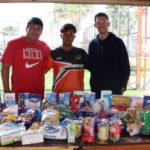 TORNEO SOLIDARIO – El «Padel El Trébol» recolectó alimentos y a través de la Municipalidad los donó a comedores