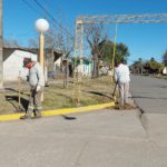 LOS CARDOS – Trabajo en los espacios verdes para emprolijar la localidad