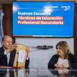 Perotti anunció la construcción de 8 escuelas técnicas