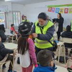 SI VAS EN MOTO, USÁ CASCO – Continúan las campañas de concientización vial