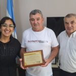 Reconocimiento a Luis Borghino tras jubilarse luego de 45 años de trabajo