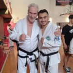 Cinturón negro para el taekwondo de El Expreso