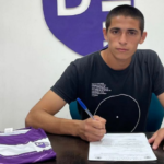 FÚTBOL – Agustín Hernández firmó su primer contrato profesional