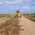 El municipio trabaja en los caminos rurales en el