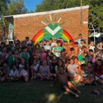 Gran mural realizado por la colonia «bichitos verdes»